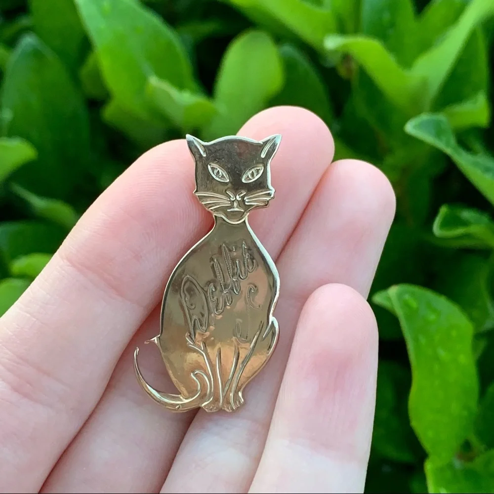 Vintage Gold Color Cat Brooch Pin with “Debbie” - Picture 2 of 7